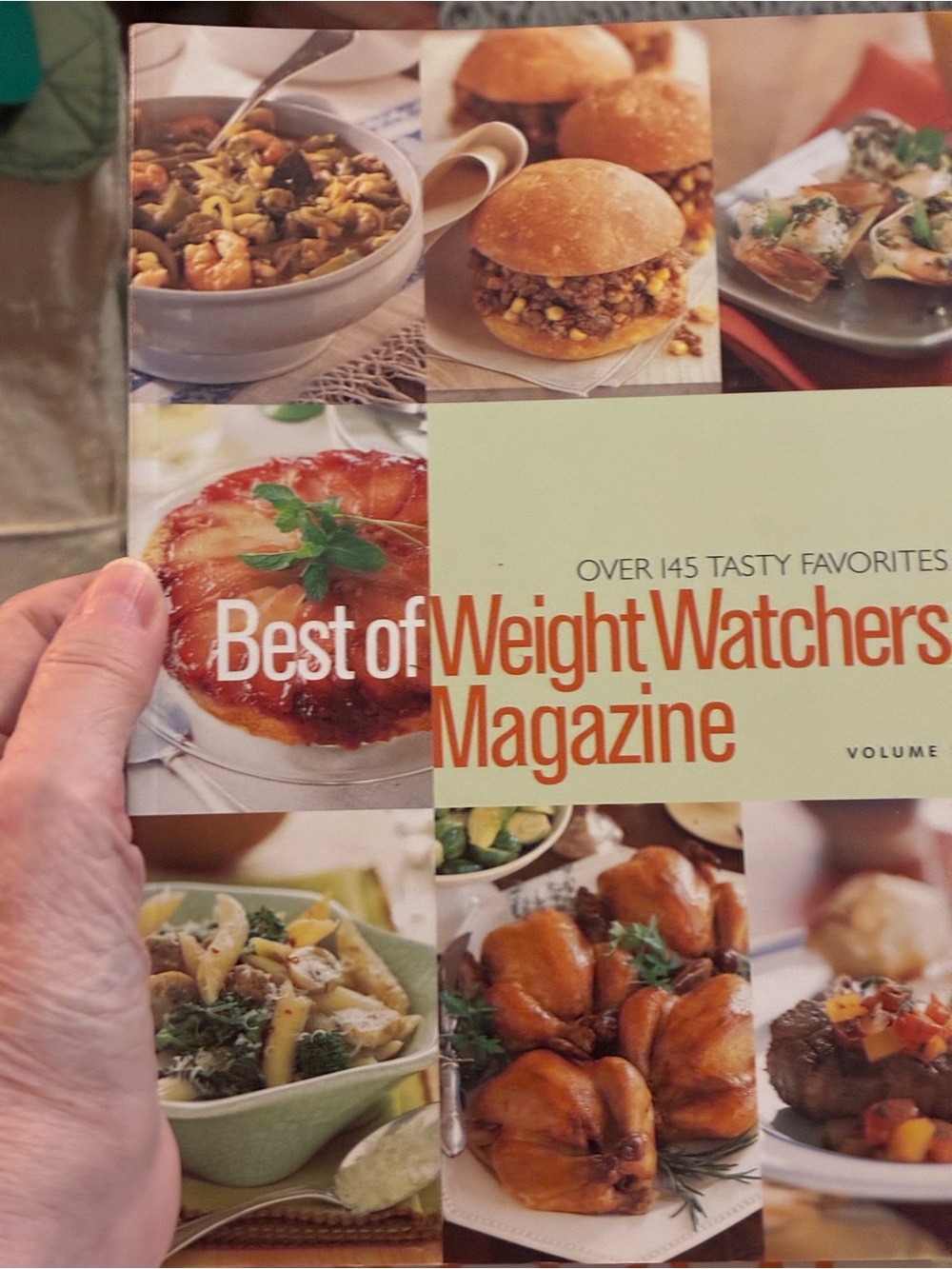 Weight Watchers Magazine Best Of -  145 tasty favorites